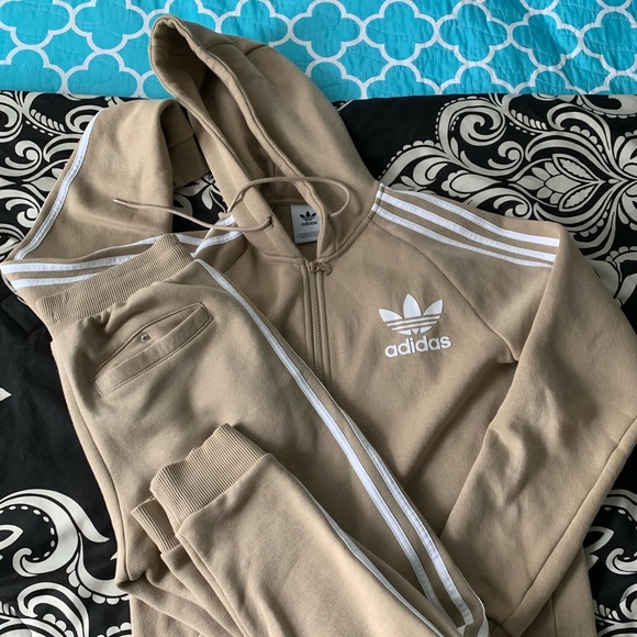 beige adidas tracksuit